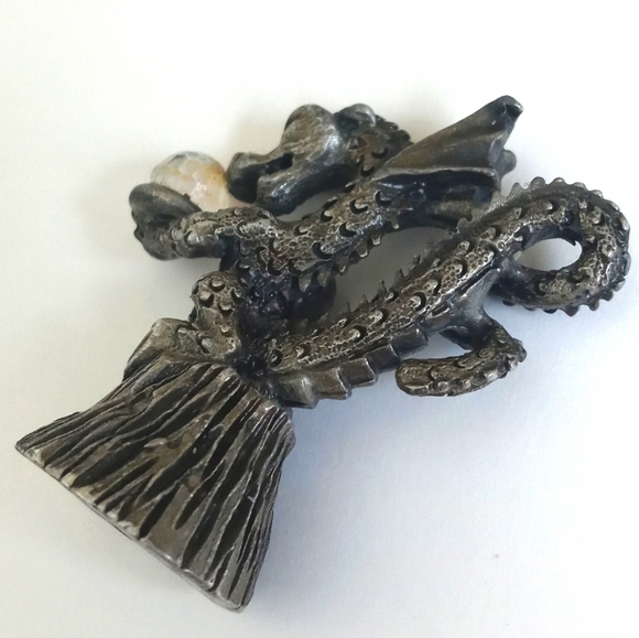 Pewter Dragon Holding a Crystal Figurine 1/2" Tall - Picture 3 of 12